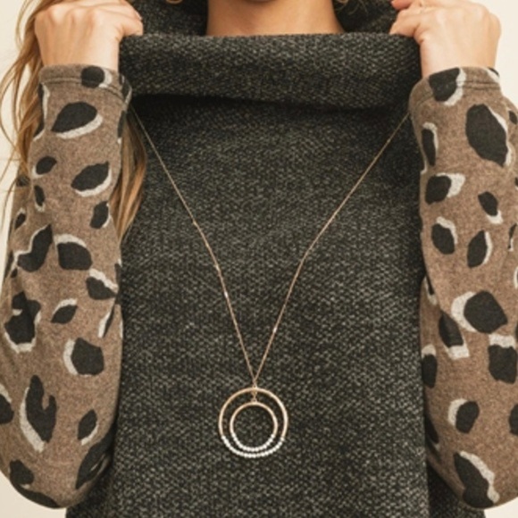 Cowl Neck Leopard Print Sleeve Top - Picture 5 of 7